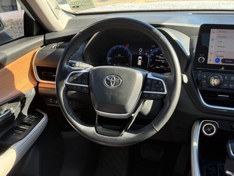 Used 2024 Pearl Toyota Limited image 15