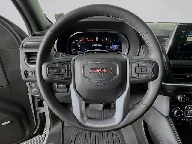 Used 2024 White GMC SLT image 12