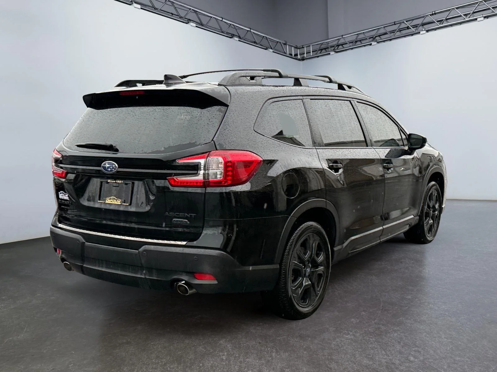 Used 2025 Crystal Black Silica Subaru Onyx Edition Touring image 3
