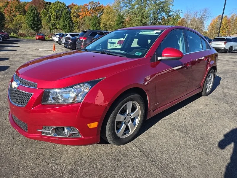 Used 2014 Red Chevrolet 1LT image 3