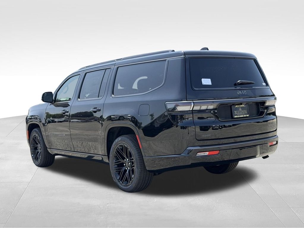 New 2026 High Gloss Black Exterior Paint Jeep Limited Reserve image 10