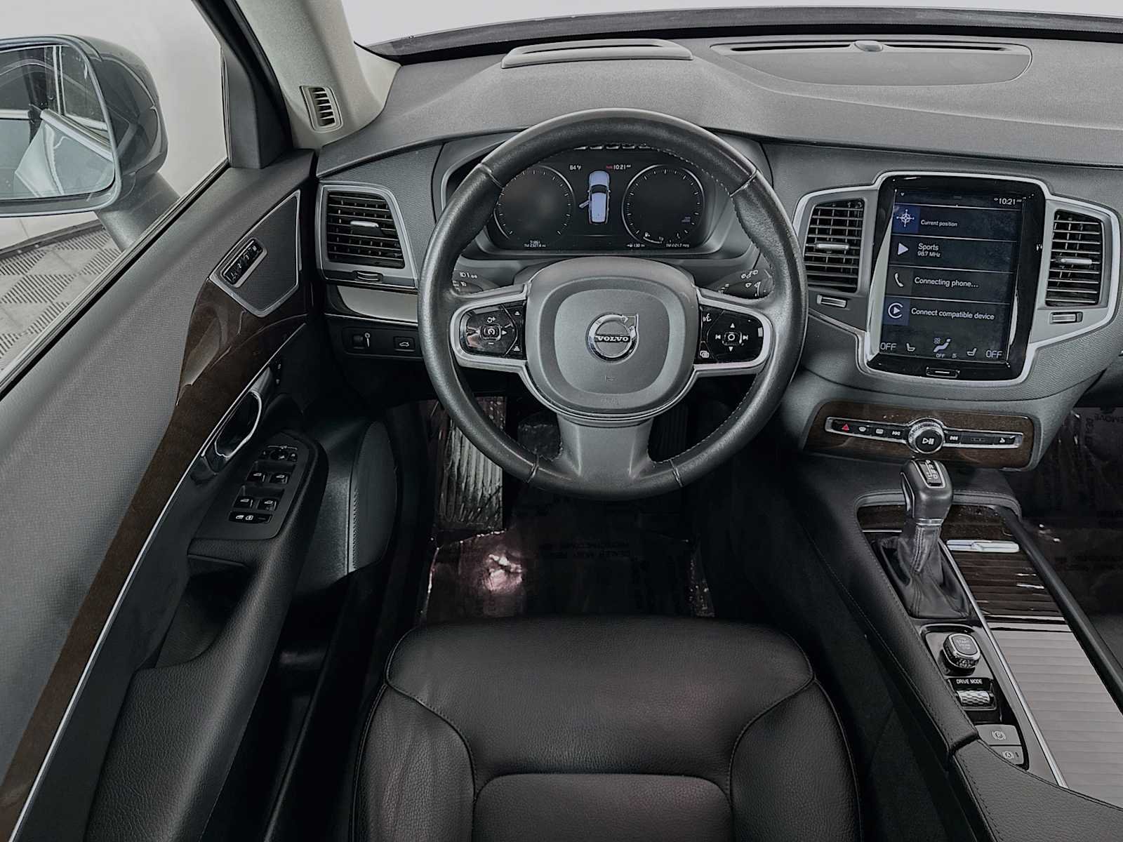 Certified Used 2019 Osmium Grey Metallic Volvo Momentum image 21