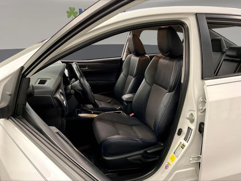 Used 2019 White Toyota SE image 29