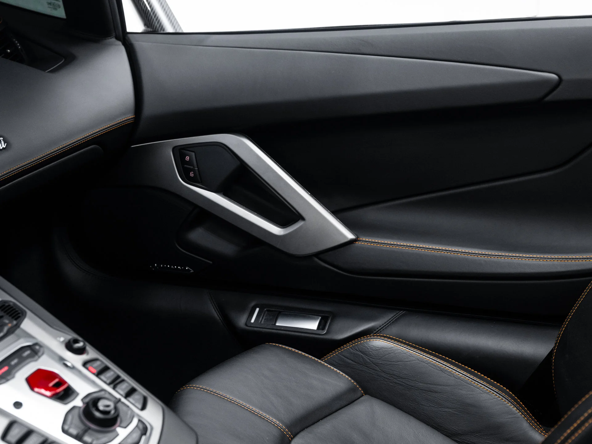 Used 2014  Lamborghini LP700-4 image 40