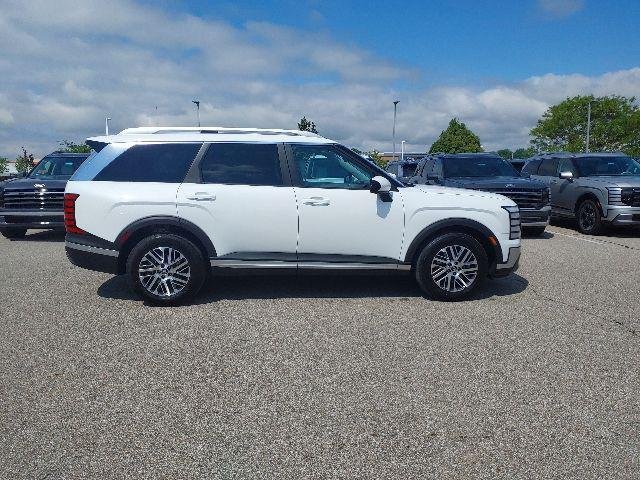 New 2026 White Pearl Hyundai SEL Premium image 5