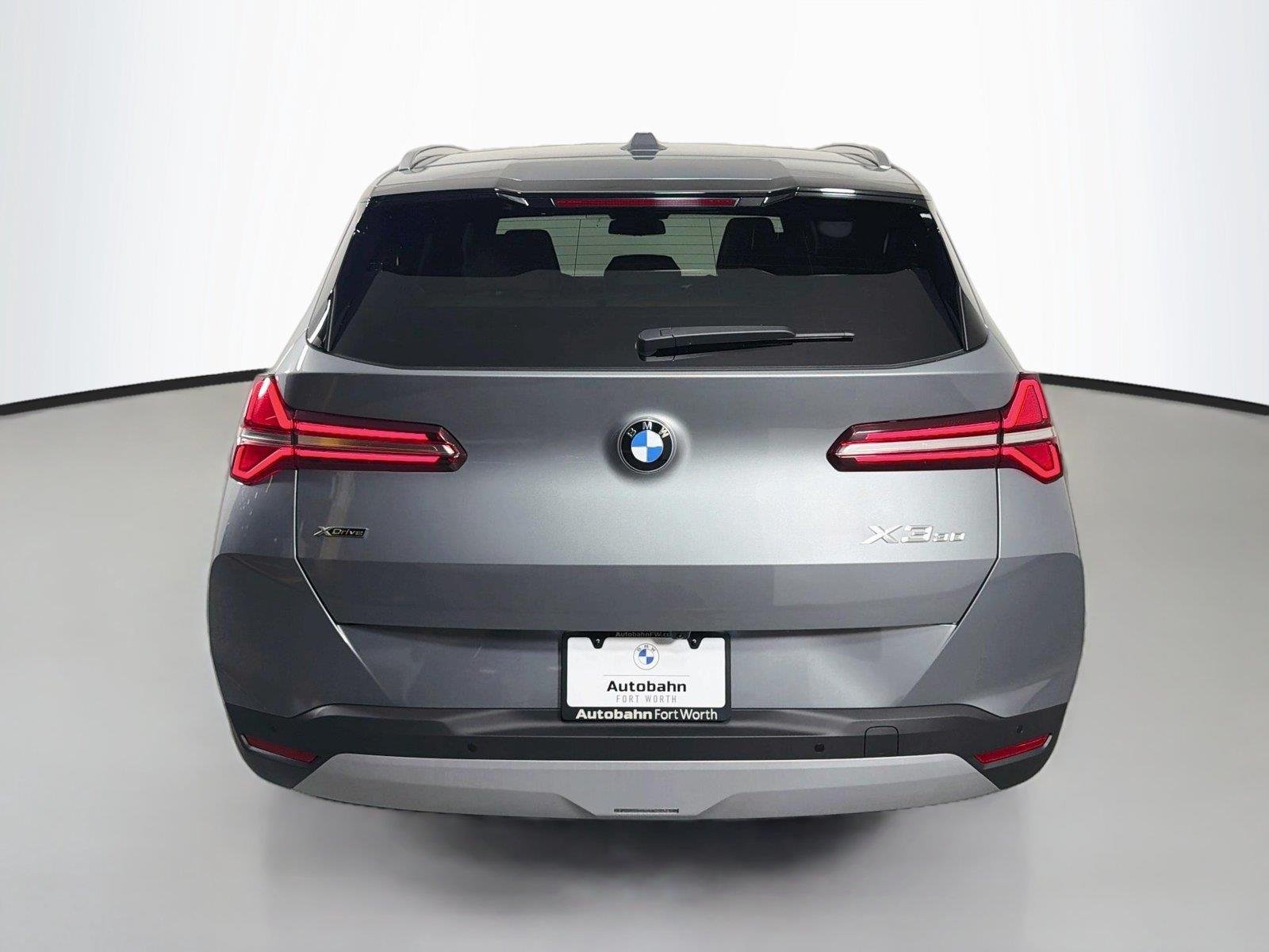 New 2026 Skyscraper Grey Metallic BMW 30 xDrive image 6