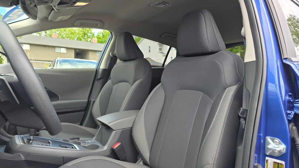 Used 2025 Daybreak Blue Pearl Subaru Premium image 22