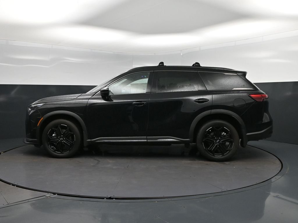 New 2027 Black INFINITI LUXE image 4