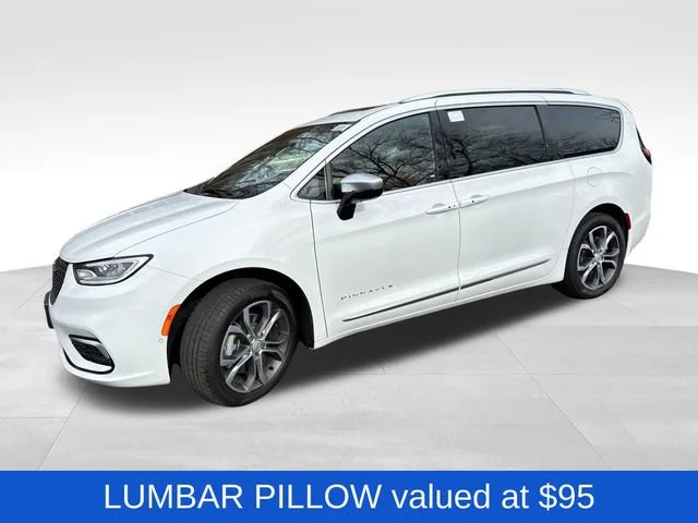 New 2026 Bright White Clear-Coat Exterior Paint Chrysler Pinnacle image 3
