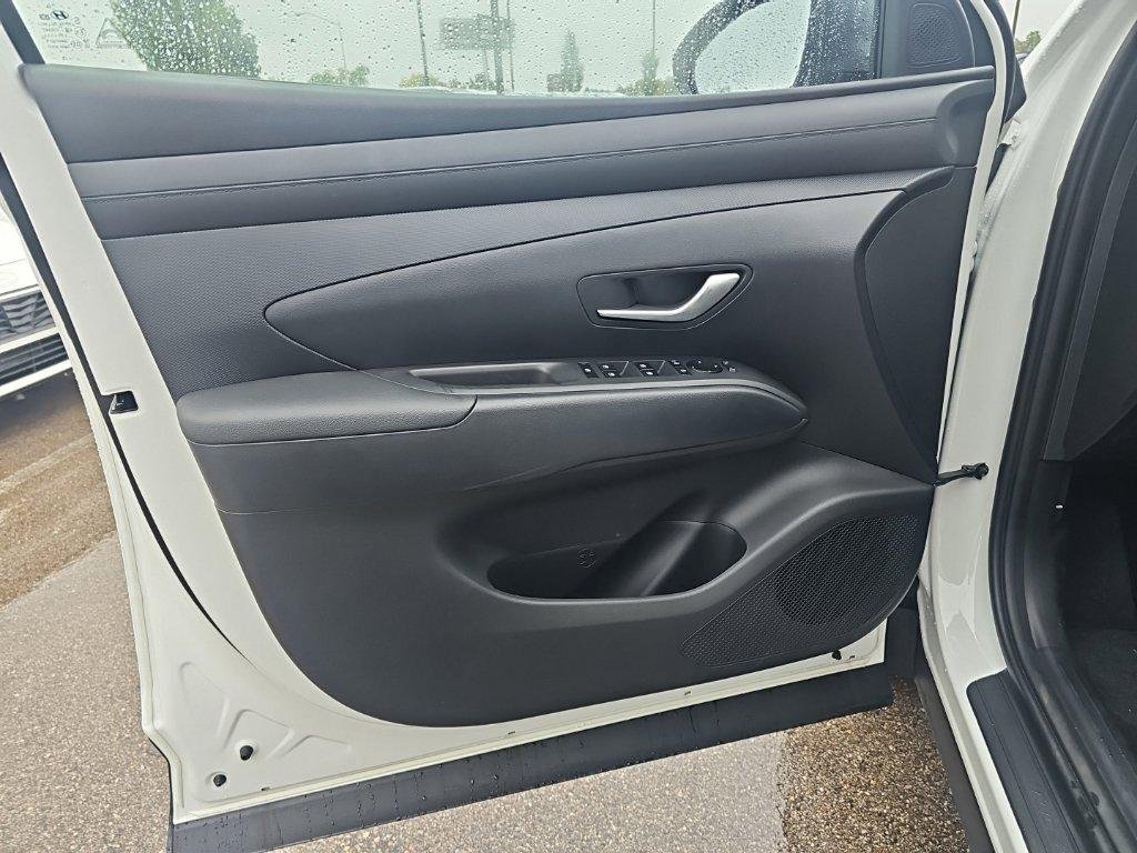 New 2026 White Hyundai SEL AWD image 10