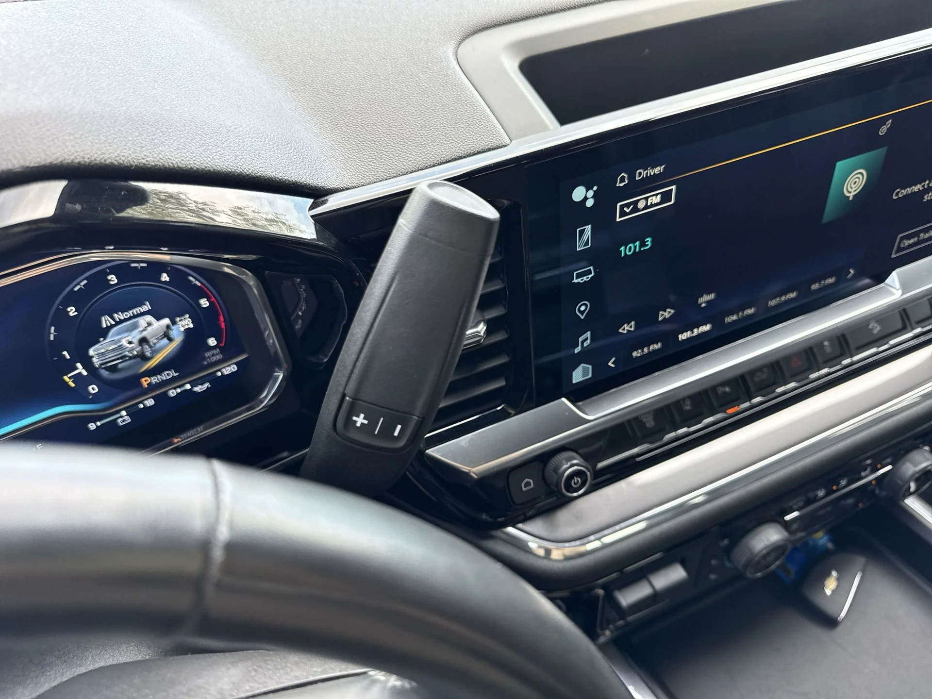 2024 Chevrolet Silverado 3500HD High Country - Photo 19