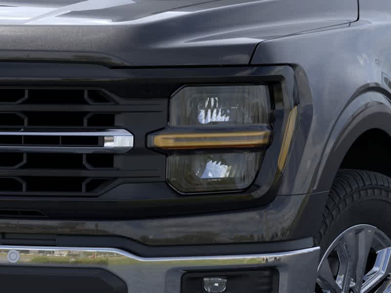 New 2026 Agate Black Metallic Ford XLT image 18