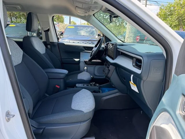 New 2026 Oxford White Ford XLT image 7