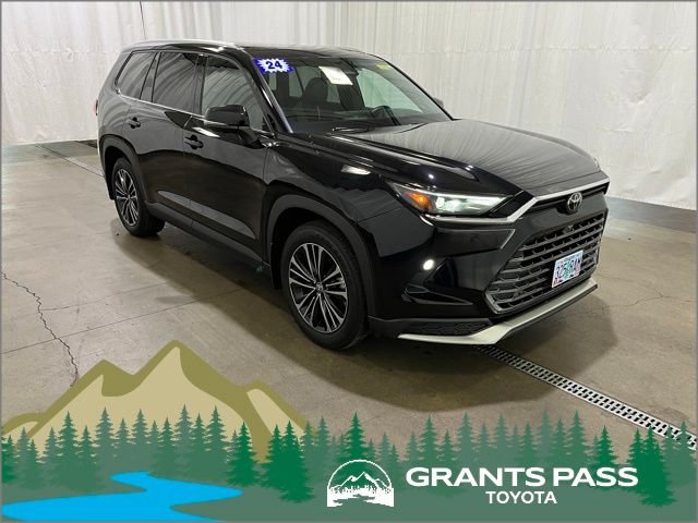 2024 Toyota Grand Highlander Hybrid MAX Platinum AWD's photo
