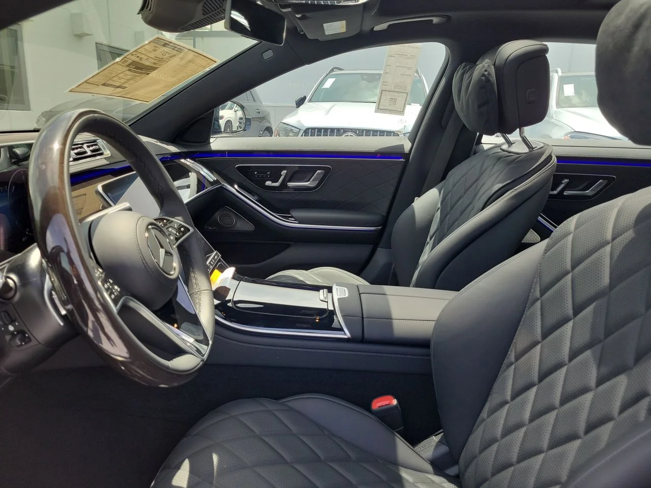 New 2026 MANUFAKTUR Moonlight White Metallic Mercedes-Benz S 580 image 24