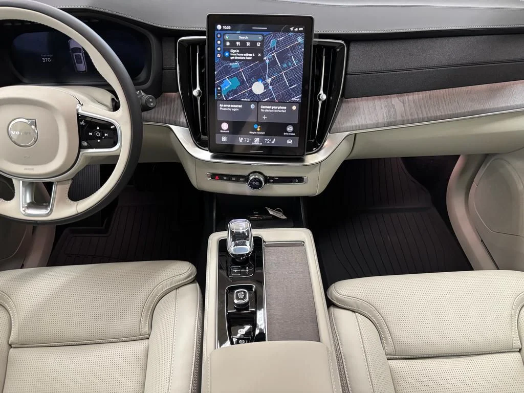 2026 Volvo XC90 Ultra - Photo 18