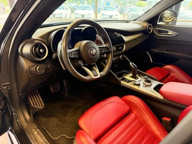 Used 2022 Vulcano Black Metallic Alfa Romeo Veloce image 14