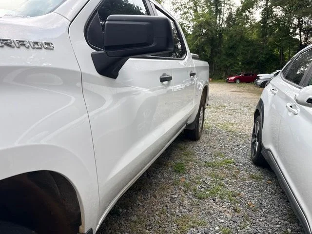 Used 2022 White Chevrolet WT image 4
