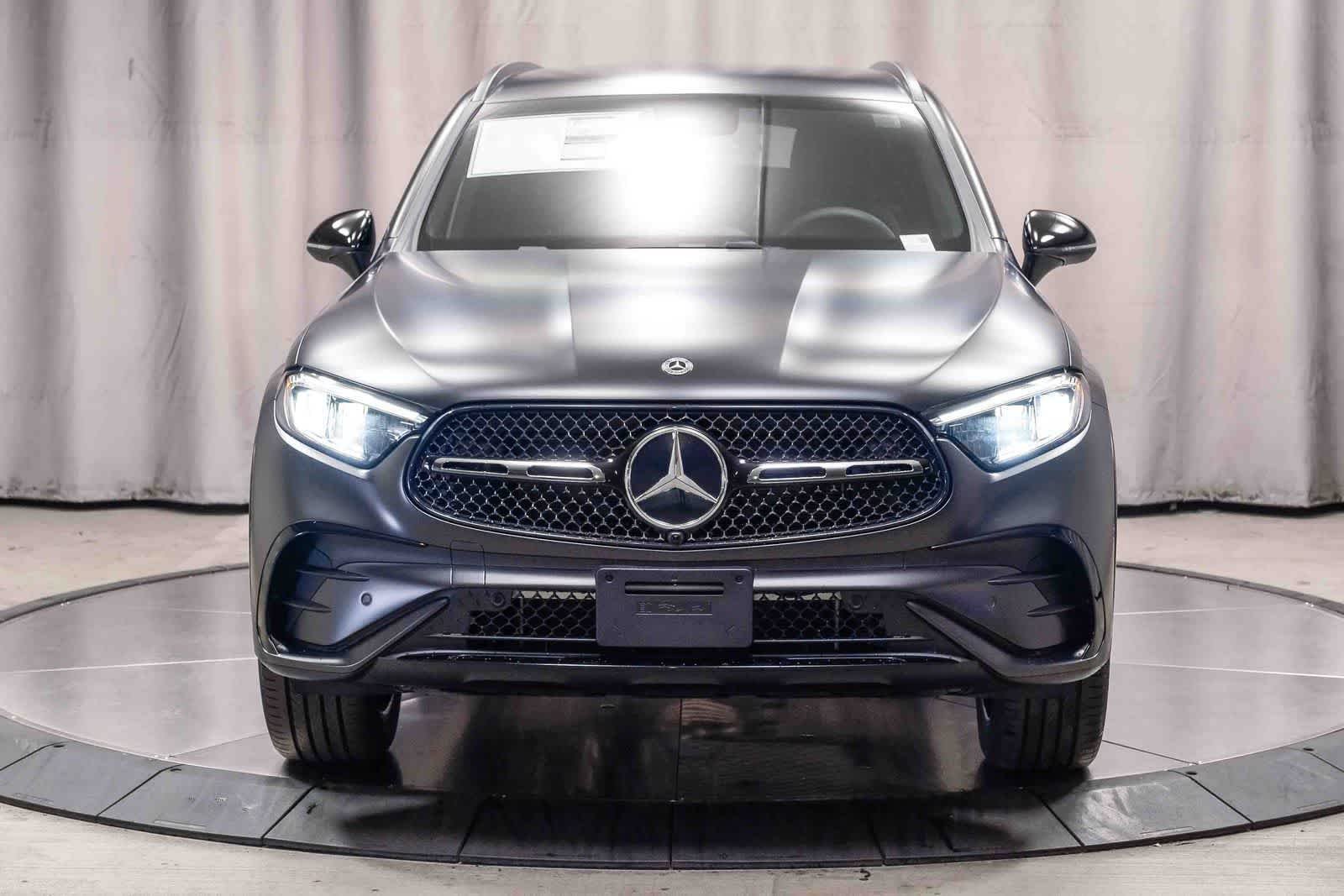 New 2026 MANUFAKTUR exclusive graphite grey magno Mercedes-Benz GLC 300 image 47