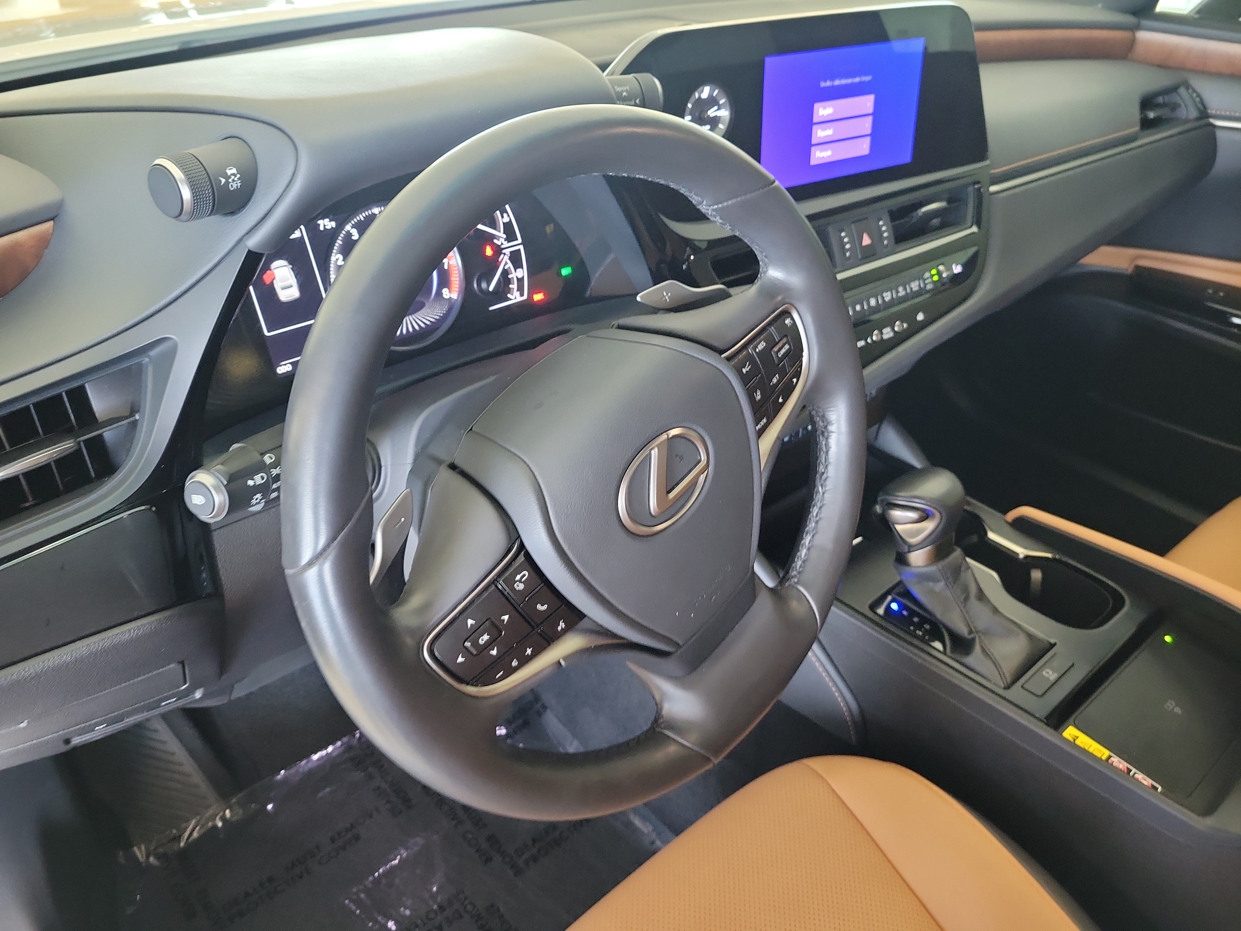 Certified Used 2024 Eminent White Pearl Lexus ES 250 image 27