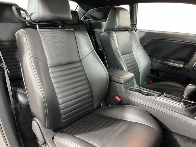 Used 2014 Gray Dodge R/T image 32