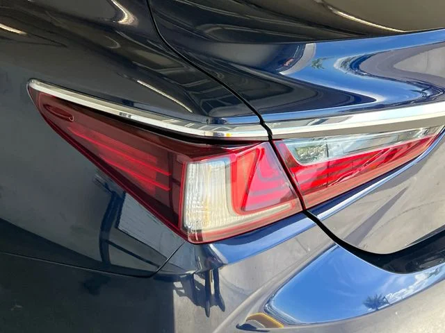 Used 2020 Nightfall Mica Lexus 350 Luxury image 20