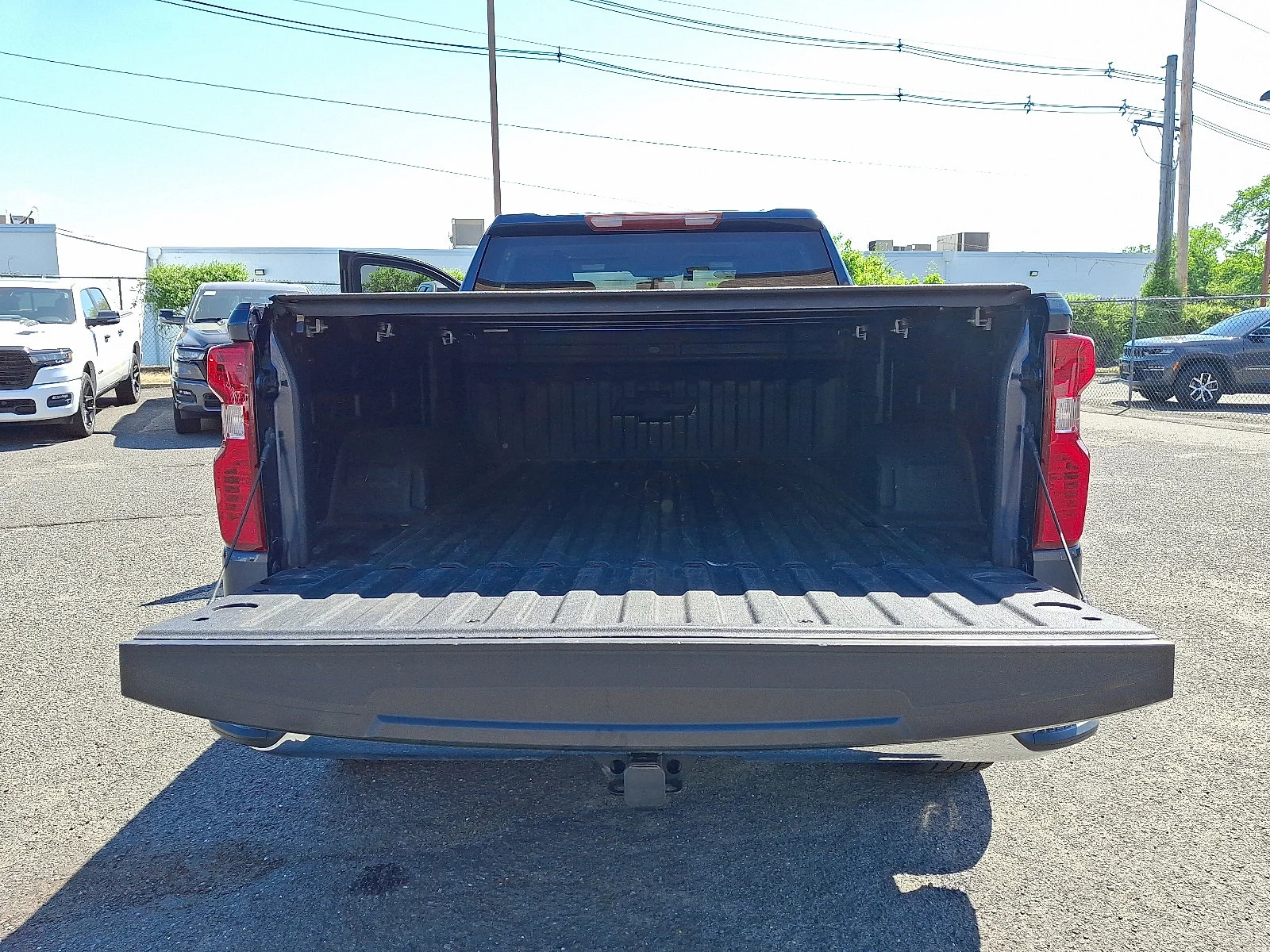 Used 2022 Northsky Blue Metallic Chevrolet LT image 29