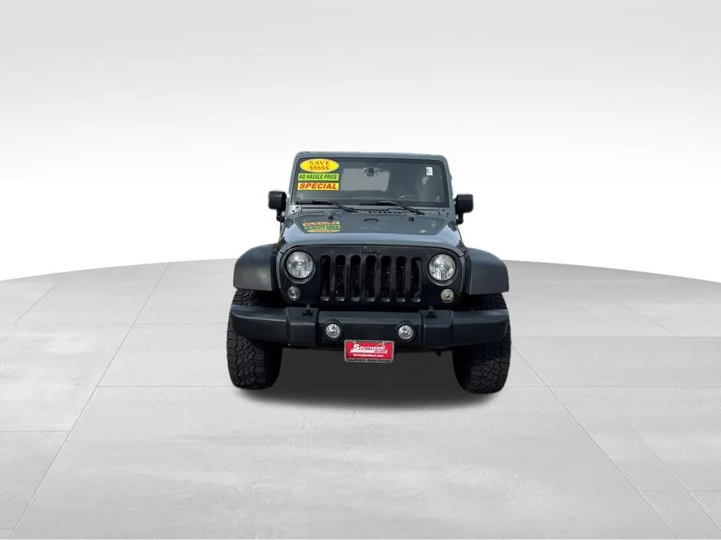 Used 2014 Gray Jeep Unlimited Sport image 9