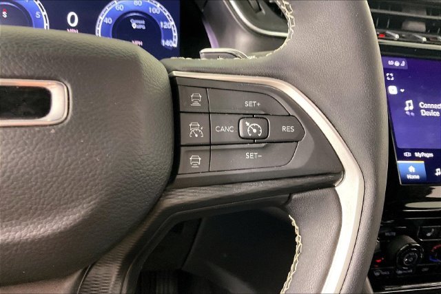 Used 2024 Black Jeep Altitude image 10