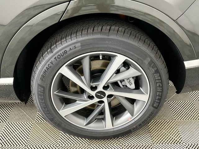New 2026 Green Genesis 2.5T Select image 22