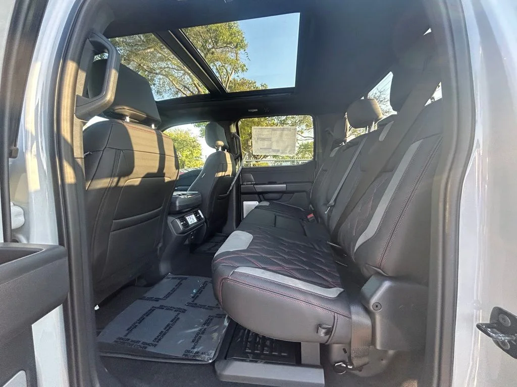 New 2026 Avalanche Ford Lariat image 33