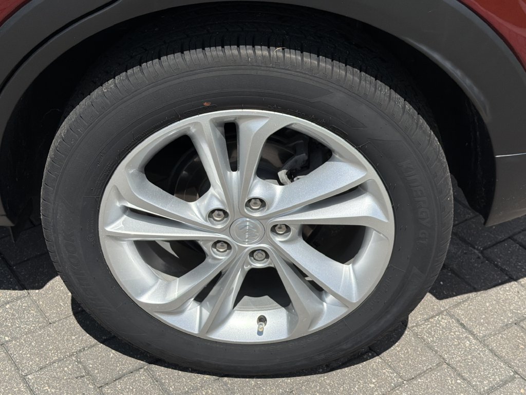 Certified Used 2023  Buick Preferred image 31