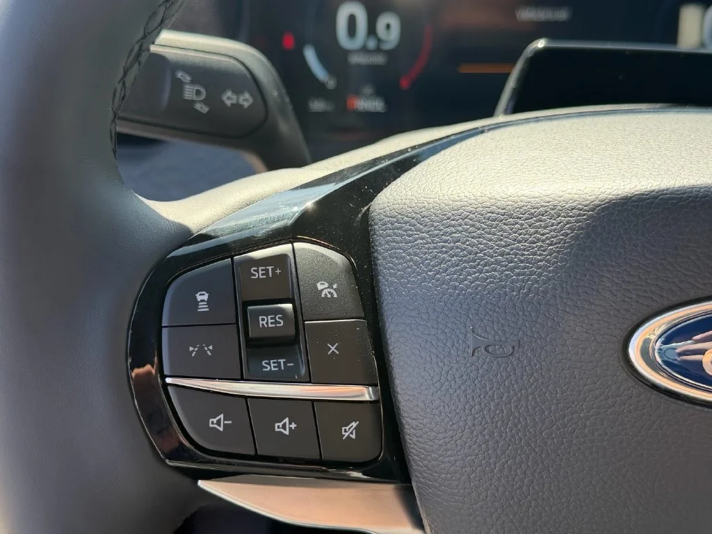 New 2027 Avalanche Gray Ford Platinum™ image 16