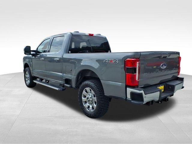 Used 2025 Gray Ford Lariat image 10