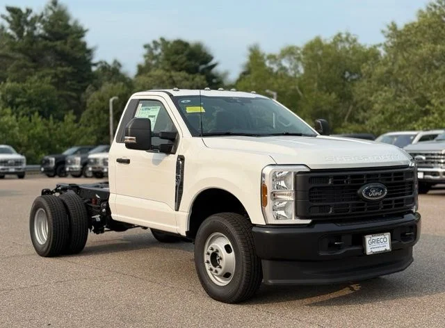 New 2026 White Ford XL image 1