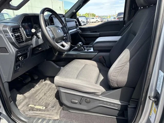 Used 2023 Silver Ford XLT image 18