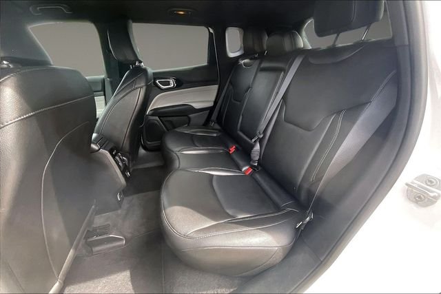 Used 2025 White Jeep Limited image 24