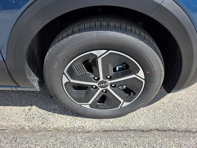New 2026 Mineral Blue Kia EX image 11