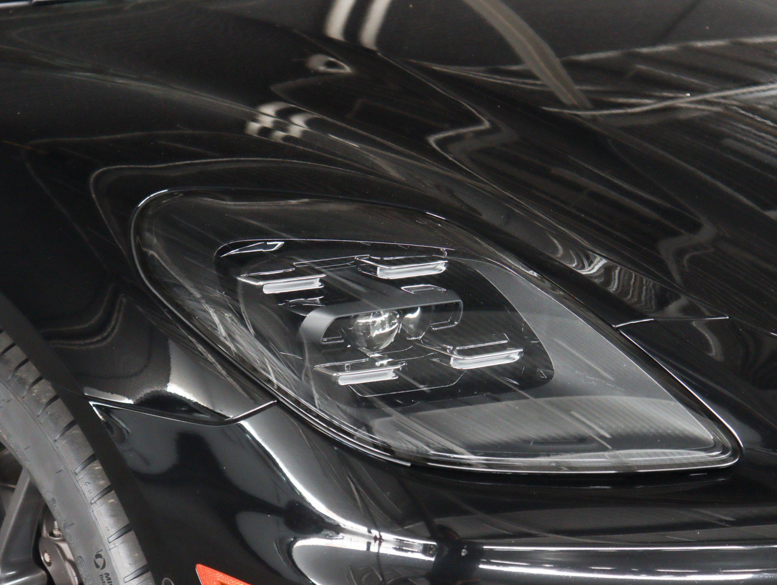Used 2025 Black Porsche  image 23