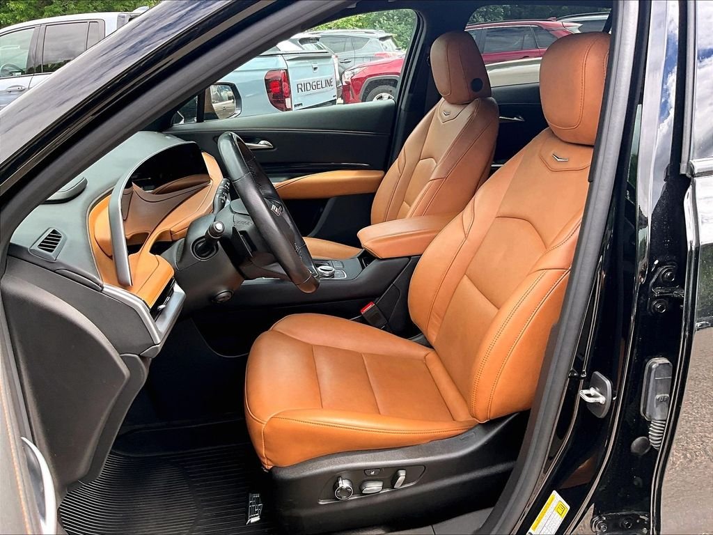 Used 2024 Black Cadillac Sport image 10