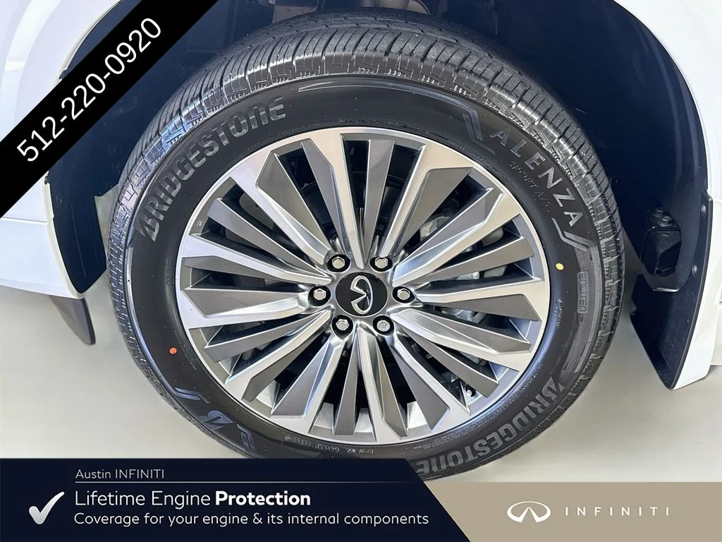 New 2027 White INFINITI LUXE image 43