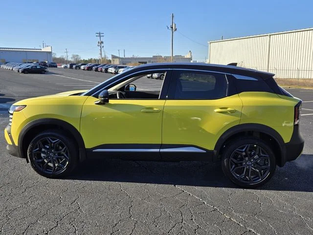 New 2026 Yuzu Yellow Metallic / Super Black Two-tone Nissan SR image 4