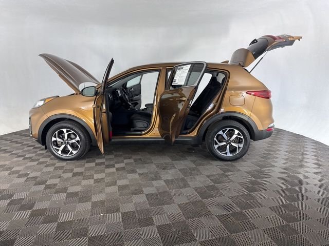 Used 2020 Brown Kia LX image 9