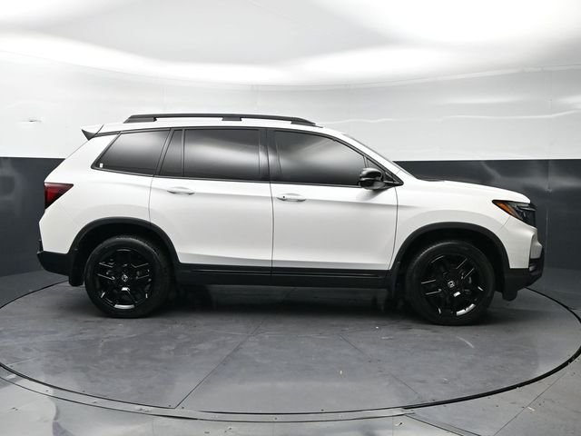 Used 2024  Honda Black Edition image 8