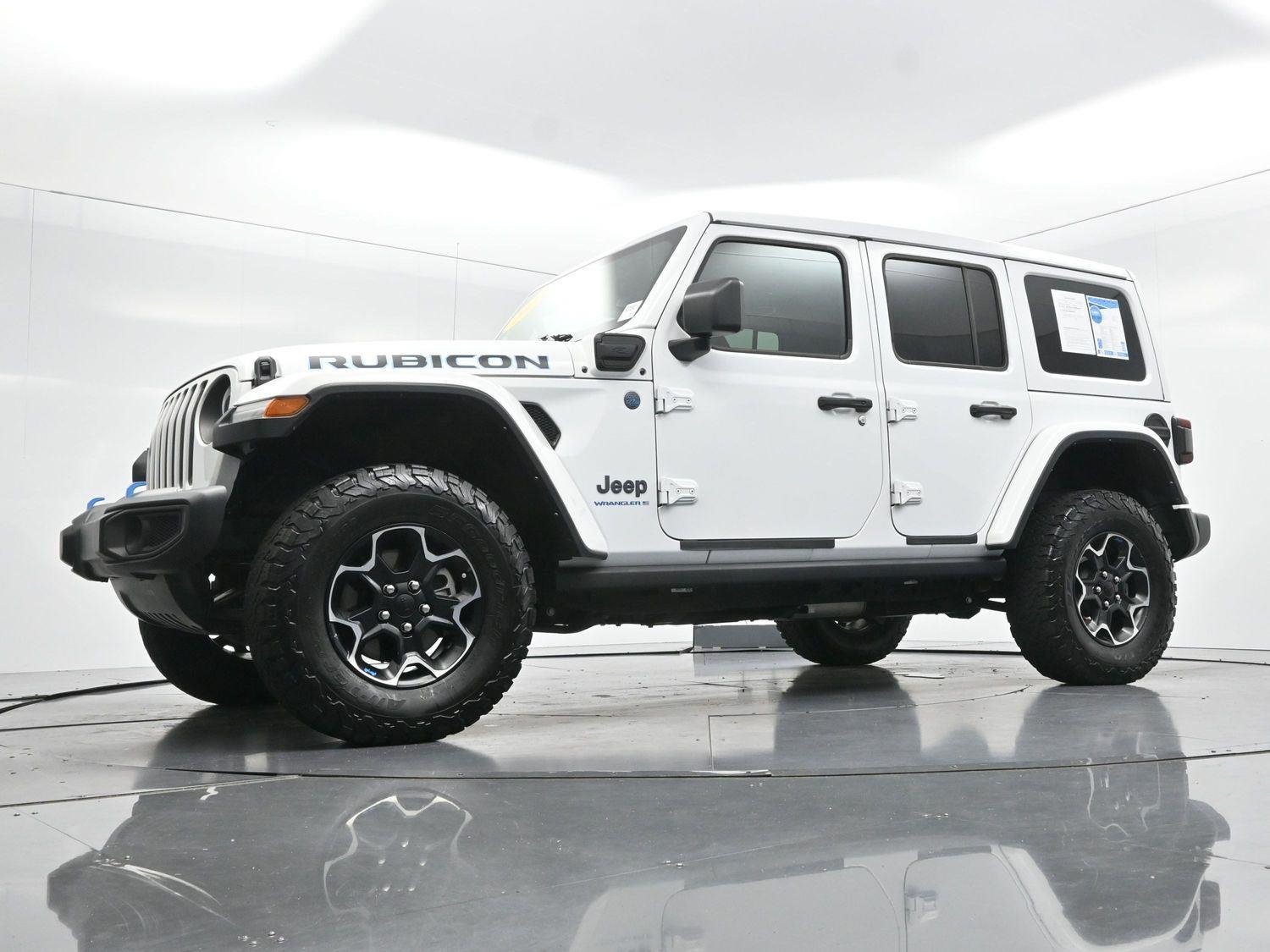Used 2023 Bright White Clearcoat Jeep Rubicon image 49