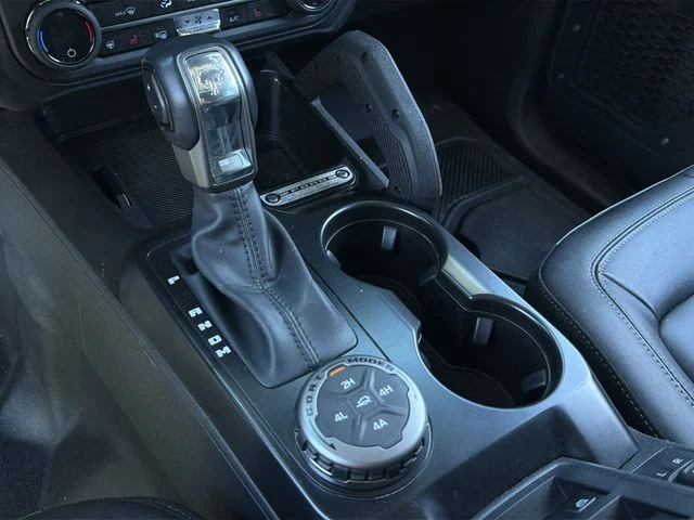 Used 2025 Black Ford Badlands image 26