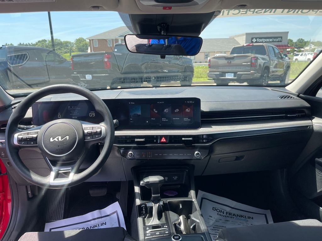 Used 2025 Red Kia LXS image 15
