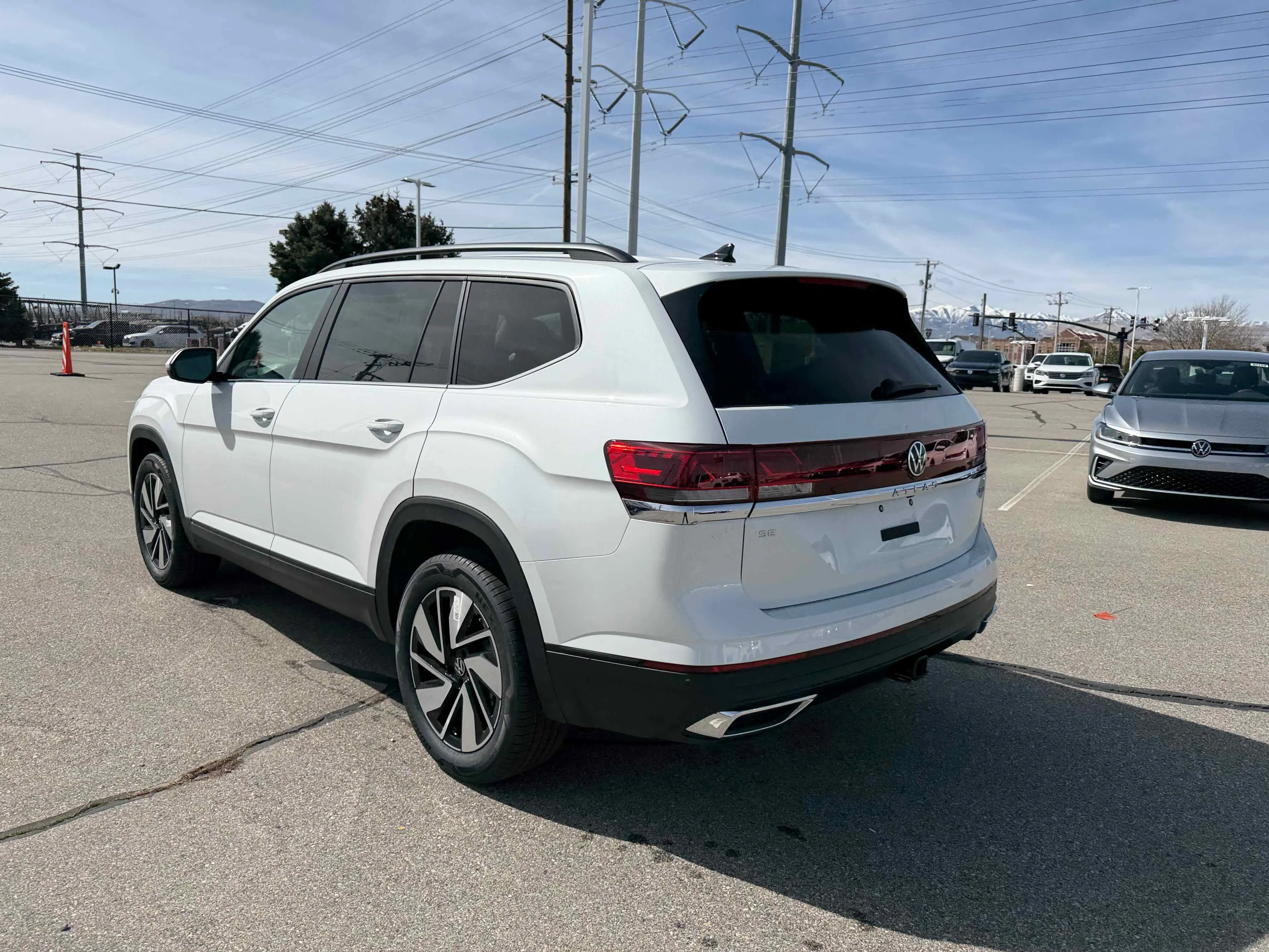New 2026 Opal White Volkswagen 2.0T SE w/Technology image 5