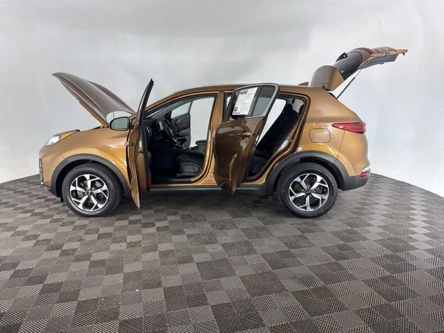 Used 2020 Brown Kia LX image 9