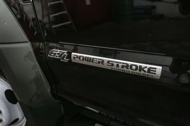 Used 2022 Black Ford XL image 8